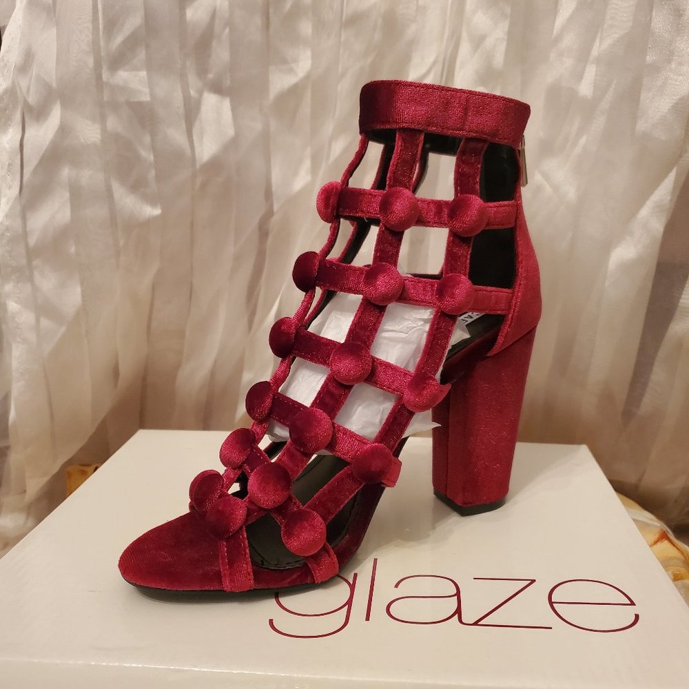 Wine with balls heels